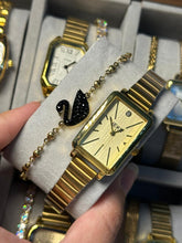 Ieke watch with duck